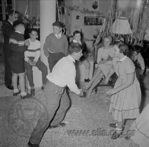 Χορός Pepo Francais στο Κεφαλάρι.