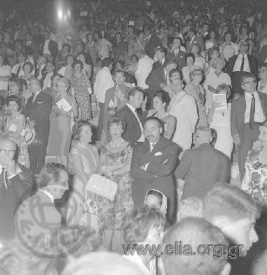 Στο αρχαίο θέατρο για την παράσταση 