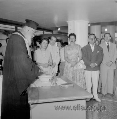 Εγκαίνια καταστήματος πώλησης οχημάτων.