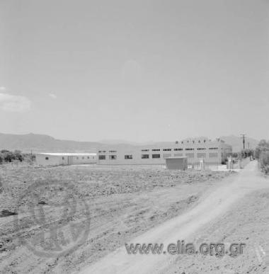 VARVERI factory  (VAECHART).