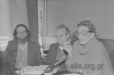 Συνέντευξη της υπουργού Πολιτισμού, Μελίνας Μερκούρη, σχετικά με το νεό νόμο για τον κινηματογράφο (13 Δεκεμβρίου). Αριστερά ο Παύλος Ζάννας, ιδρυτικό μέλος της Πανελλήνιας Ένωσης Κριτικών Κινηματογράφου.