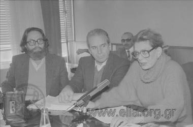 Συνέντευξη της υπουργού Πολιτισμού, Μελίνας Μερκούρη, σχετικά με το νεό νόμο για τον κινηματογράφο (13 Δεκεμβρίου). Αριστερά ο Παύλος Ζάννας, ιδρυτικό μέλος της Πανελλήνιας Ένωσης Κριτικών Κινηματογράφου.