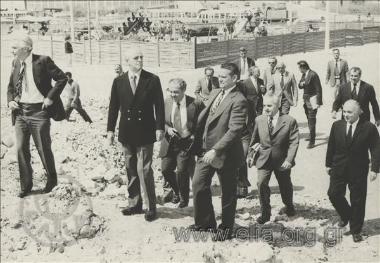 Konstantinos Karamanlis inspecting work carried out at Delta Falirou