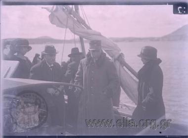 Ανταλλαγή αιχμαλώτων: Ο στρατηγός Κλαδάς, στο λοιμοκαθαρτήριο του Αγίου Γεωργίου επιστρέφοντας από την αιχμαλωσία.