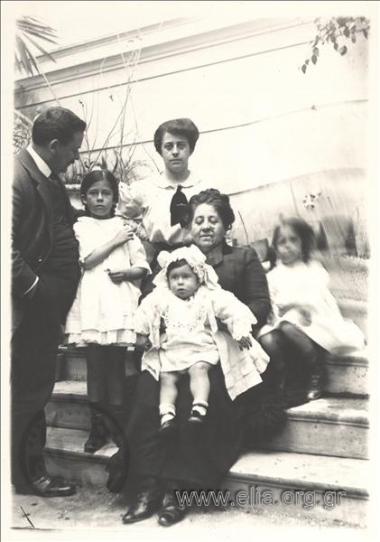 Nikolaos, Eleni, Eirini, Alexandra, Grigoris Makkas and Aikaterini Zlatanou