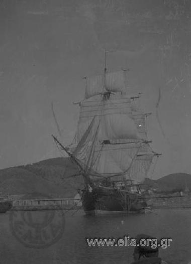 Το ιστιοφόρο 