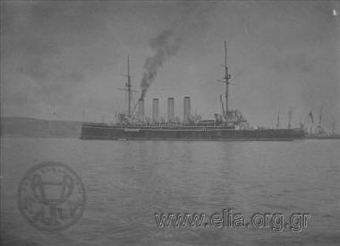 The English cruiser Niobe.