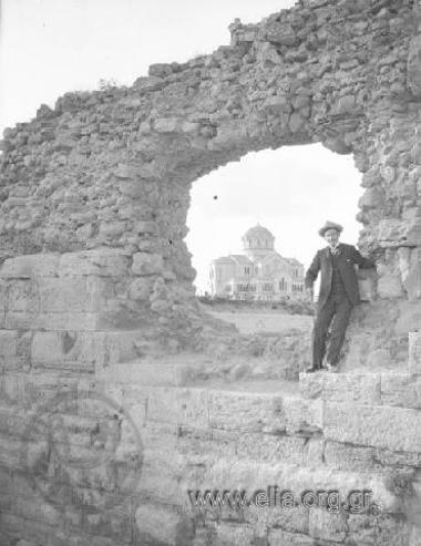 Εκδρομή στη Μονή του Αγίου Βλαδίμηρου στη χερσόνησο της Κριμαίας.