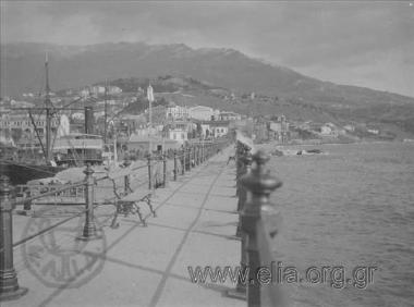 Ο μώλος της Γιάλτας.