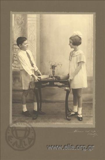 O Ορέστης και η Θηρεσία Ζαρίφη.