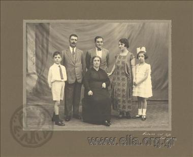 Η οικογένεια Ζαρίφη και συγγενείς.