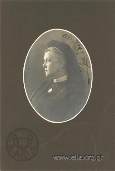 Η βασίλισσα Όλγα σε μεγάλη ηλικία.