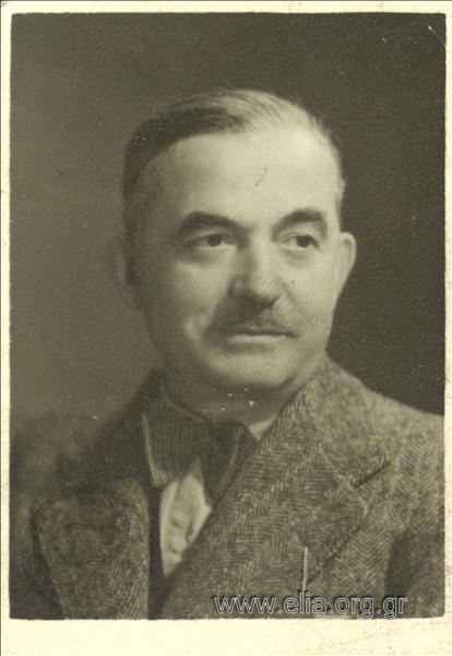 G. Athanas. Poet, journalist and politician Georgios Athanasiadis Novas (Nafpaktos 1893-1987)