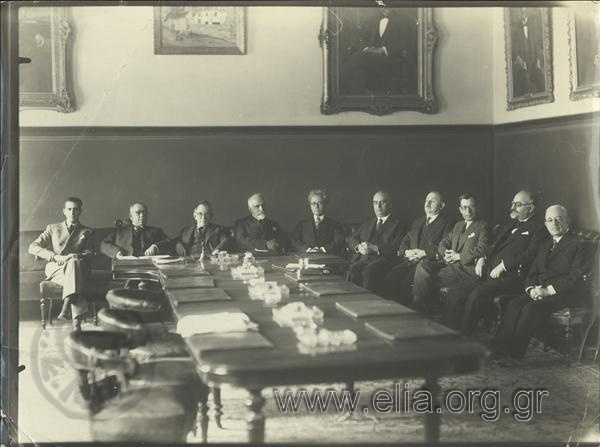 Committee of professors for the centenial of the University.