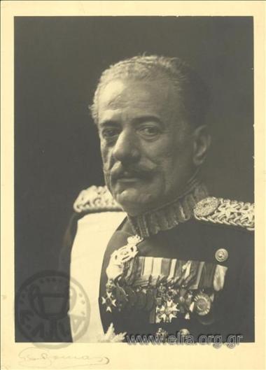 Μία από τις τελευταίες φωτογραφίες του Γεώργιου Κονδύλη (1879-1936).