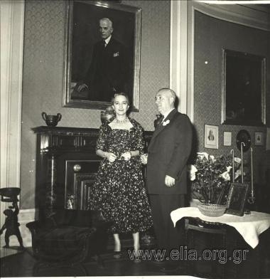 2 Απριλίου. Η Ελένη Βλάχου και ο Κλεόβουλος Κλώνης στην αίθουσα 