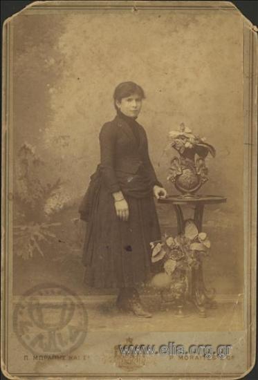 Portrait of a woman.