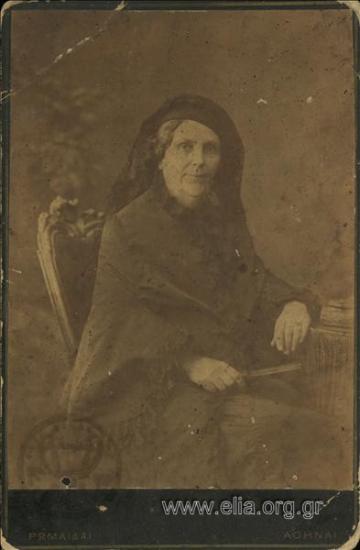 Portrait of a woman.