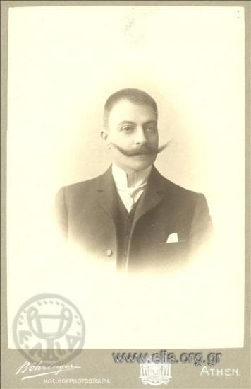 Πορτραίτο άνδρα με μύστακες. Μπούστο.