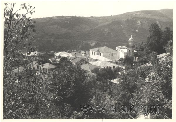 Central view of the village of Milies