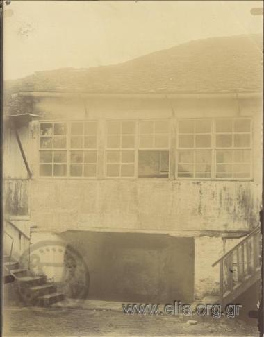 Καρυές. Το κτήριο της Ιεράς Κοινότητας.