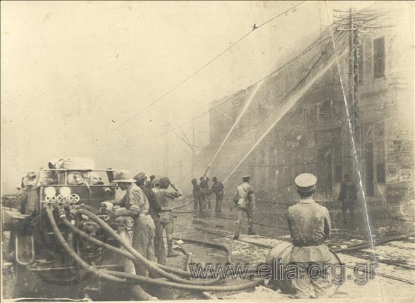 Fire fighters at work in the fire of 1917.