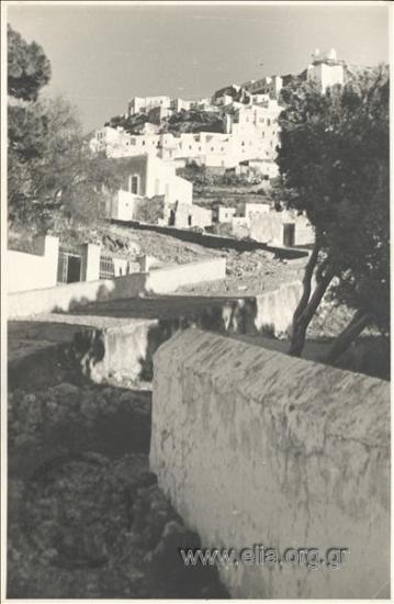 Alley and view of houses.
