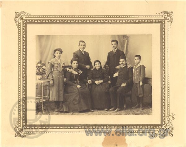 The Anestis Giadikiaroglou family.