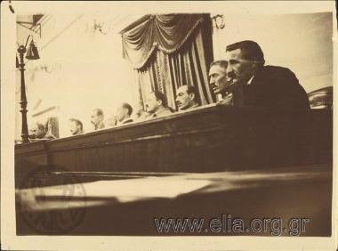 Η Δίκη των 'Εξι, οι στρατοδίκες.