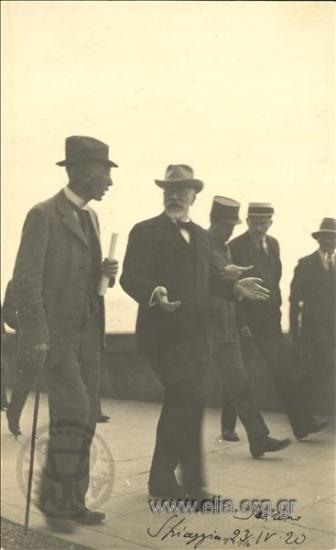 Eleftherios Venizelos with politicians (?)