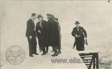 Ο Ελευθέριος και η Έλενα Βενιζέλου καταφεύγουν στο νησί μετά το αποτυχημένο κίνημα της 1ης Μαρτίου 1935.