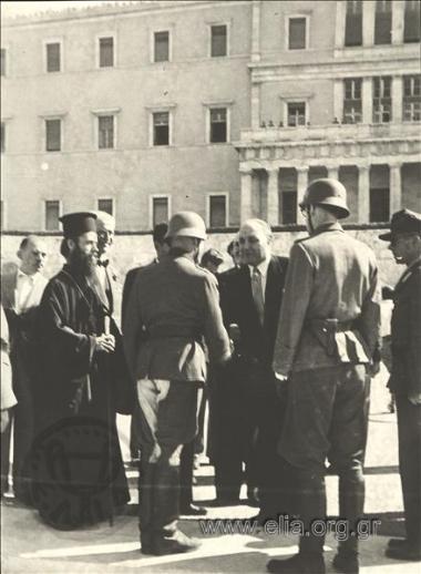 Ceremony marKing the withdrawal of the German occupational forces from Athens, October