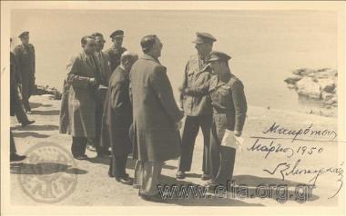 Visit of the Minister  of Press, Grigorios Kasimatis, to camps on the island.