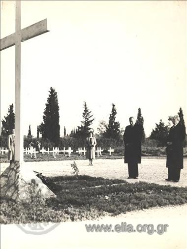 President of  the Federal Republic of Germany, Conrad Adenauer, laying a wreath at the memorial to the German war dead.