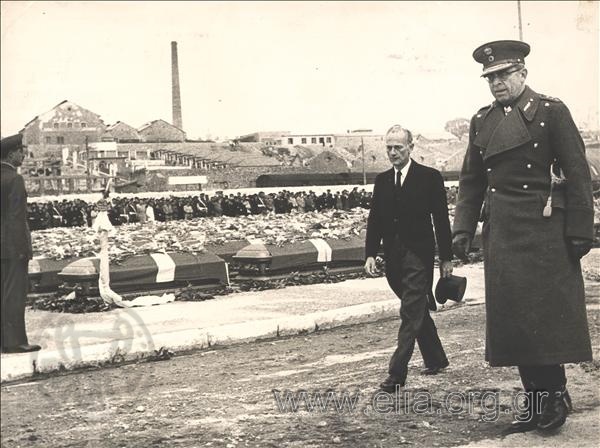 King Pavlos I and Panagiotis Kanellopoulos, Defence Minister  in Papagos' government, during a ceremony on the 170 Greek s fallen in the Korean War