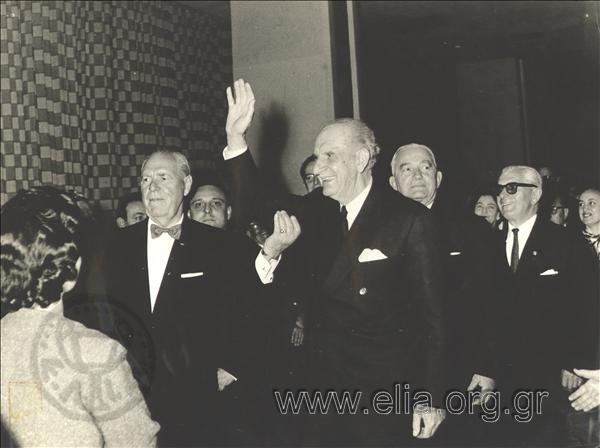 Ο Πρωθυπουργός, Γεώργιος Παπανδρέου, προσέρχεται στη δεξίωση των ΑΧΕΠΑΝΣ που δόθηκε προς τιμήν του στο 