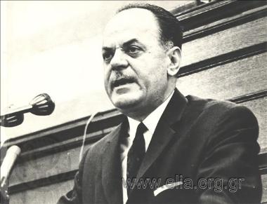 Georgios Papadopoulos addressing the Parliament