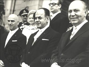 Ο Γεώργιος Παπαδόπουλος και ο Στυλιανός Παττακός στη Μητρόπολη.