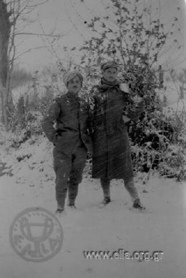 Στρατιωτικοί.