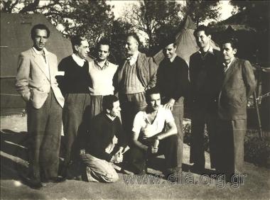 Exiled theatre actors and people of letters at Agios Strati