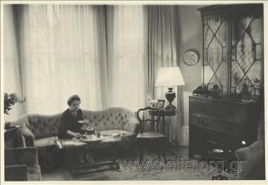 Amalia Fleming in her living rooom.