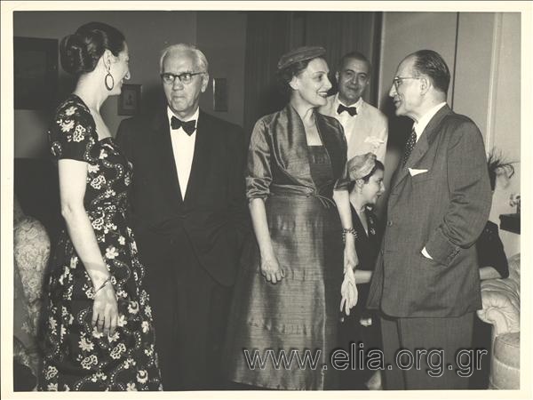 Ο Αλεξάντερ και η Αμαλία Φλέμινγκ με τον έλληνα πρέσβη και την γυναίκα του στο Ρίο.
