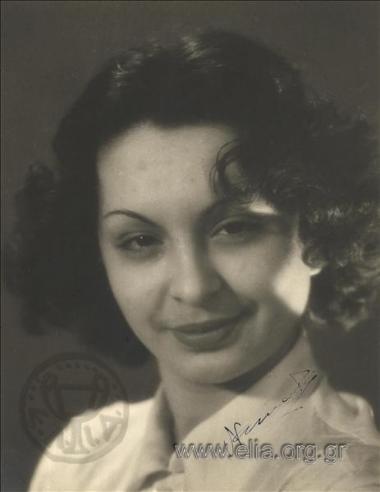 Νανά Σκιαδά.