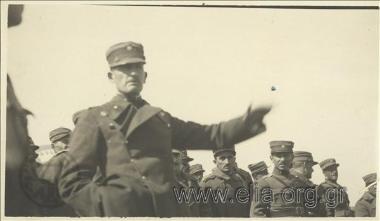 Στρατιωτικές ασκήσεις.