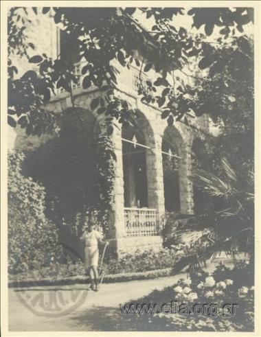 Nikolaos Kalas (1907-1988) with a lag