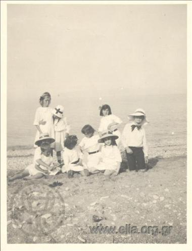 Nikolaos Kalas (1907-1988) with other children on the coast