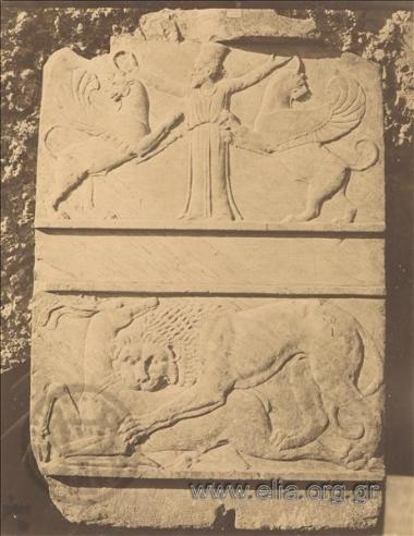 Ανάγλυφο με άντρα, μυθολογικά τέρατα, και ανάγλυφο με λιοντάρι και ελάφι.