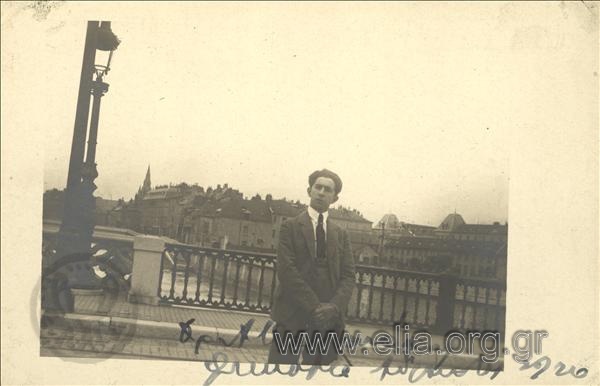 Portrait of Thrasos Kastanakis (1901-1967) under a bridge.