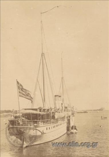 Η βασιλική θαλαμηγός 