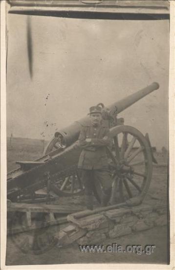 The portrait of the reservist second lieutenant of the Artillery, D. Lentzeris.